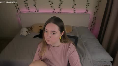 Ela give me a thumbs up if you like it  and this is important for the development of the account online show from 02-27-26, 09:15