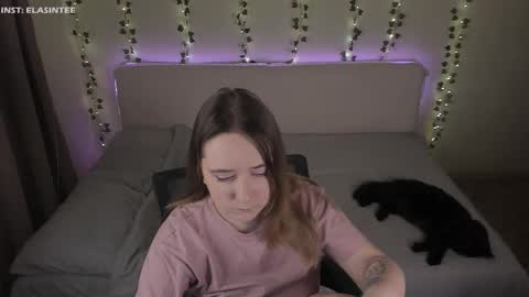 Ela give me a thumbs up if you like it  and this is important for the development of the account online show from 03-05-26, 08:38