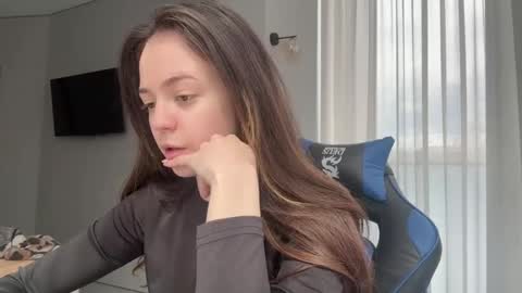 Milana online show from 04-11-26, 10:08