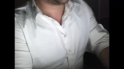 elpeladilla online show from 11-08-25, 03:50