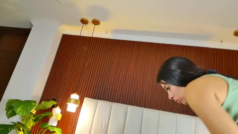 Isabela Martinez online show from 05-21-26, 03:13