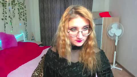 Snapshot of elsa_hot_here chatting on 12-02-24, 08:52 Elsa online show from 12-02-24, 08:52