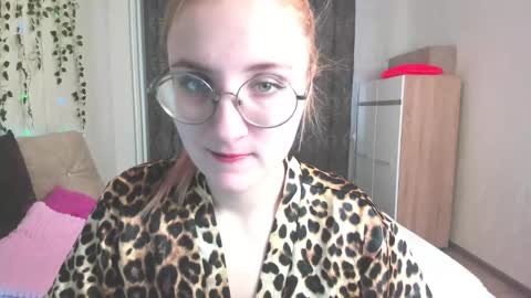 Snapshot of elsa_hot_here chatting on 01-28-25, 03:25 Elsa online show from 01-28-25, 03:25
