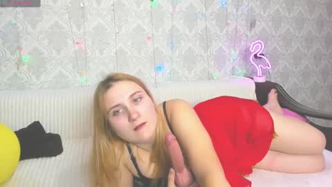 Snapshot of elsa_hot_here chatting on 03-01-25, 08:23 Elsa online show from 03-01-25, 08:23