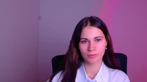 Elsa online show from 01-22-25, 10:37