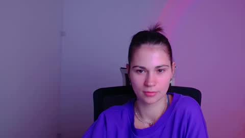 Elsa online show from 01-24-25, 11:23