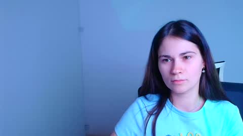 Elsa online show from 02-08-25, 07:49