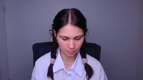 Elsa online show from 02-09-25, 08:13