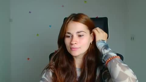 Elsa online show from 09-18-25, 06:26