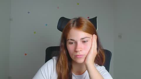 Elsa online show from 09-23-25, 06:05