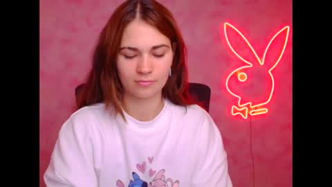 Elsa online show from 10-18-25, 06:37