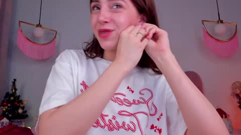 Michelle online show from 12-25-24, 01:53