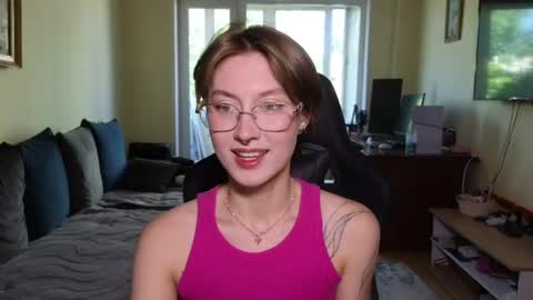 elsaangel online show from 06-18-26, 07:08