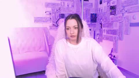 Snapshot of elsahansen chatting on 08-05-26, 08:28 elsahansen online show from 08-05-26, 08:28
