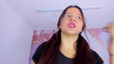 Snapshot of elsalombardi chatting on 12-20-24, 03:14 Elsa online show from 12-20-24, 03:14