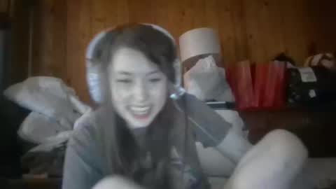 Snapshot of elsierain469 chatting on 02-19-26, 09:44 Elsie Rain online show from 02-19-26, 09:44