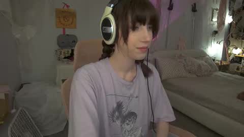 Snapshot of elslove chatting on 03-19-26, 01:09 ELS online show from 03-19-26, 01:09