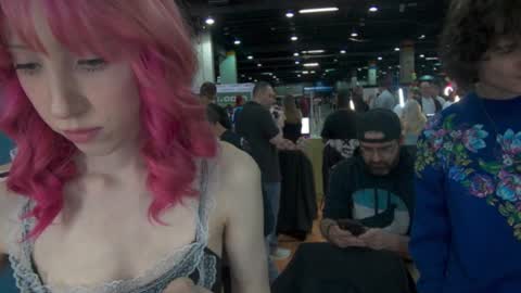 Snapshot of elslove chatting on 04-10-26, 10:14 ELS online show from 04-10-26, 10:14