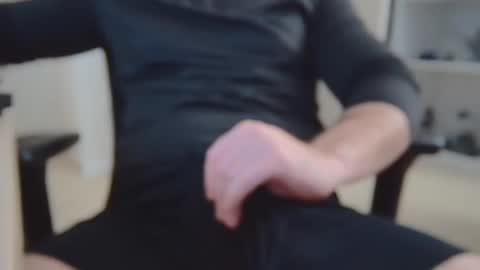 Snapshot of eltanke2206 chatting on 02-26-25, 06:00 alexgarg online show from 02-26-25, 06:00