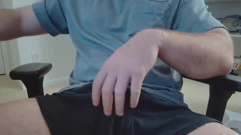 Snapshot of eltanke2206 chatting on 03-10-25, 06:12 alexgarg online show from 03-10-25, 06:12