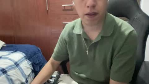 Snapshot of elvergudo0 chatting on 05-02-26, 05:23 Diego online show from 05-02-26, 05:23