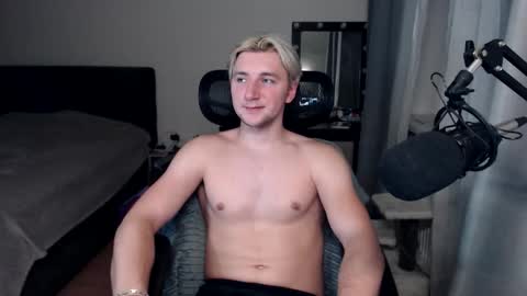 Elvin Vaenight online show from 10-08-25, 10:40