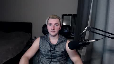 Elvin Vaenight online show from 10-14-25, 12:22