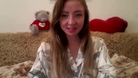 ElvinaSweet online show from 10-09-25, 07:28