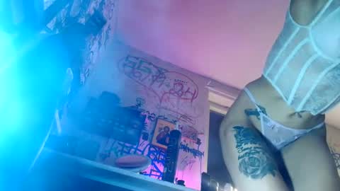 elviraxx online show from 12-22-24, 10:36