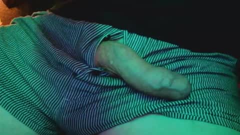 Snapshot of elweedo666 chatting on 11-03-25, 10:42 Denny online show from 11-03-25, 10:42