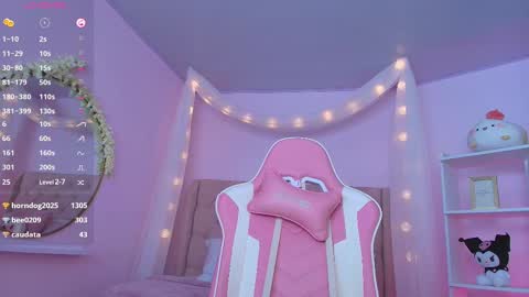 Snapshot of ely_cherry18 chatting on 02-11-25, 04:01 Ely online show from 02-11-25, 04:01