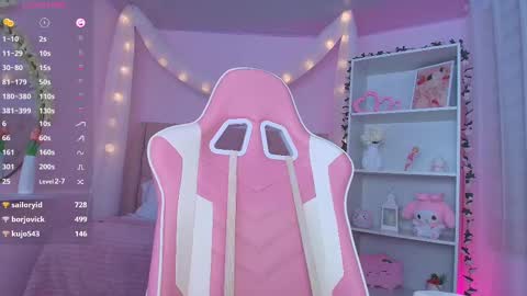 Snapshot of ely_cherry18 chatting on 02-18-25, 03:31 Ely online show from 02-18-25, 03:31