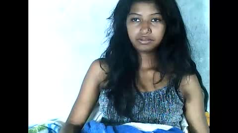 elynah195043 online show from 06-04-26, 06:30
