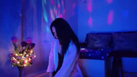 Elisa online show from 02-24-25, 12:09