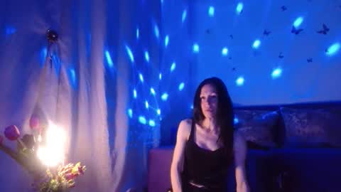 Elisa online show from 05-11-26, 05:43
