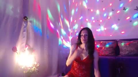 Elisa online show from 06-16-26, 05:48