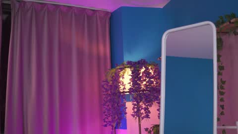 Snapshot of elyssawetxx chatting on 04-05-26, 06:27 Elyssa online show from 04-05-26, 06:27