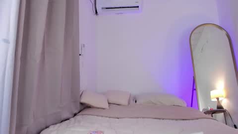 Michelle online show from 10-30-25, 08:09