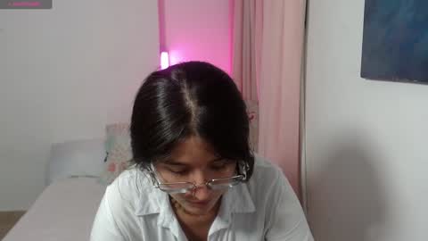 Snapshot of em_aa1 chatting on 01-19-25, 03:18 A N D R E A online show from 01-19-25, 03:18