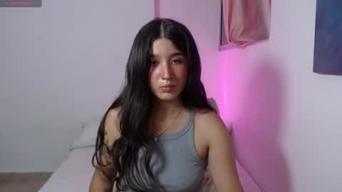 Snapshot of em_aa1 chatting on 01-26-25, 12:26 A N D R E A online show from 01-26-25, 12:26