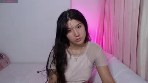 Snapshot of em_aa1 chatting on 02-11-25, 03:08 A N D R E A online show from 02-11-25, 03:08