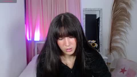 Snapshot of em_aa1 chatting on 02-27-25, 01:48 A N D R E A online show from 02-27-25, 01:48