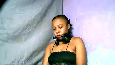 ema900845 online show from 02-22-25, 07:03
