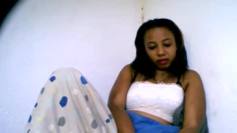 ema900845 online show from 03-11-25, 05:49