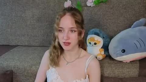 Emma online show from 05-18-26, 08:03