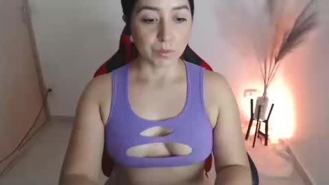 Snapshot of emacop chatting on 10-14-25, 11:05 SAMANTA online show from 10-14-25, 11:05