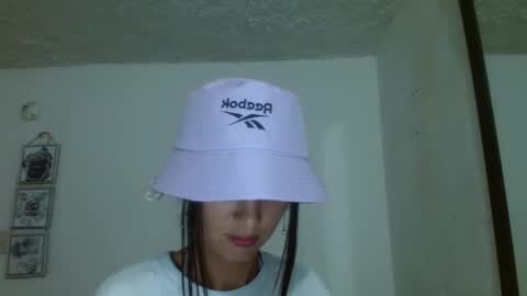 ember57607 online show from 02-04-25, 07:11