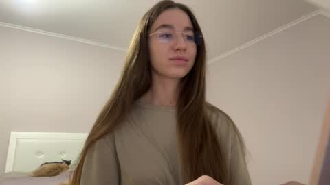 Alina online show from 05-13-26, 06:05