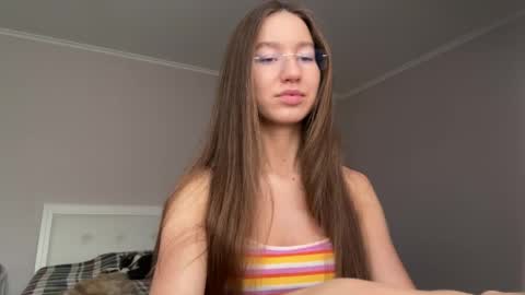 Alina online show from 05-27-26, 01:52