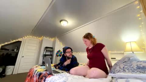 embergrimm666 online show from 04-21-26, 02:04